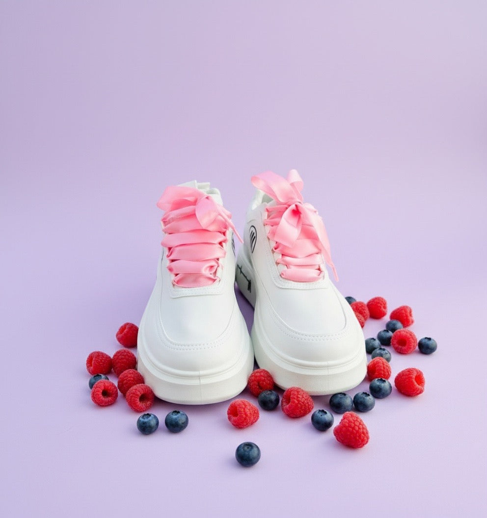 Chaussures Mpandanjila avec lacets en ruban rouge ou autre…