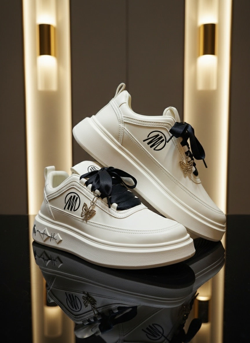 Chaussures Mpandanjila avec lacets en ruban rouge ou autre…