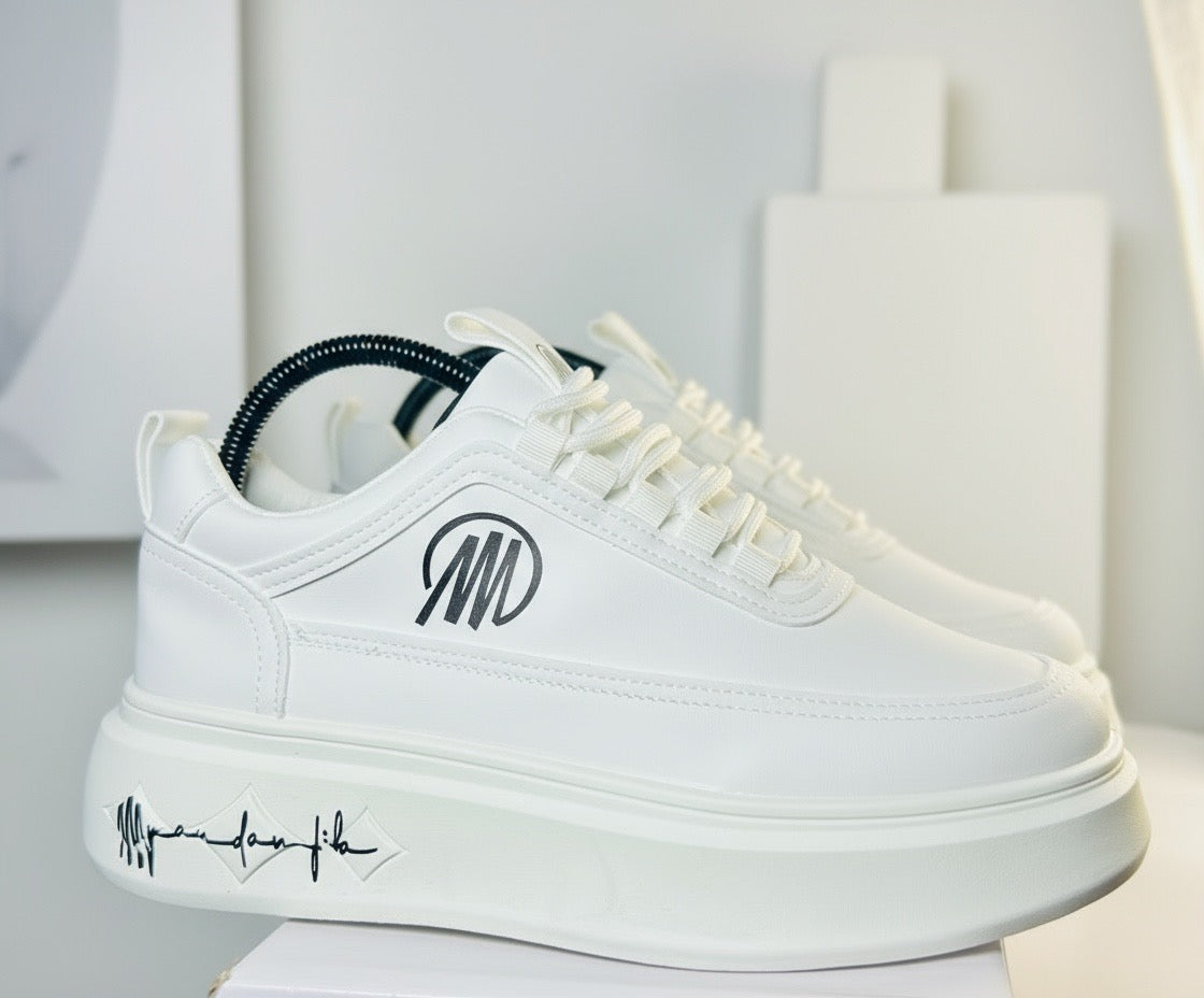 Chaussures (baskets) Mpandanjila