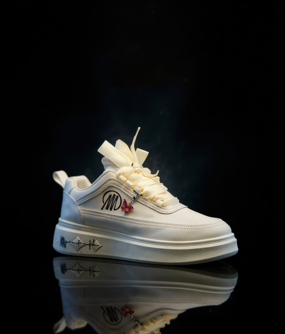 Chaussures Mpandanjila avec lacets en ruban rouge ou autre…