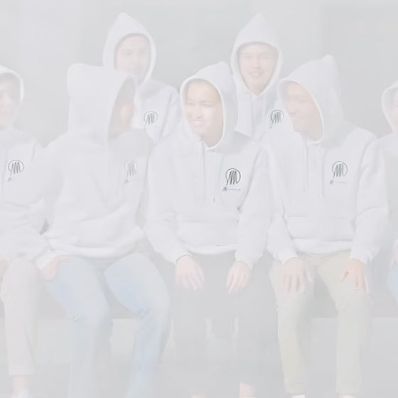 Sweat à capuche avec petit logo à droite